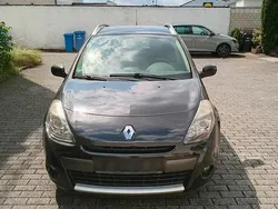 Schwarz Gebraucht 2011 Renault Clio GrandTour Kombi | 850 € (Superpreis)