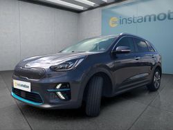 Grau Gebraucht 2020 Kia e-Niro Spirit SUV | 19.699 € (Fairer Preis)