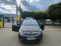 Schwarz Gebraucht 2011 Opel Zafira Sport Van / Kleinbus | 2.999 € (Guter Preis)
