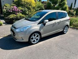 Grau Gebraucht 2014 Ford B-MAX Titanium Van / Kleinbus | 6.000 € (Guter Preis)