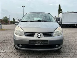 Grau Gebraucht 2005 Renault Scénic II Dynamique Van / Kleinbus | 2.800 € (Fairer Preis)