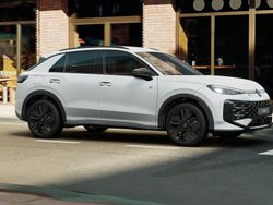 Pure white Neu 2025 VW T-Roc R-line SUV | 46.715 €