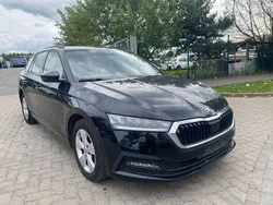 Schwarz Gebraucht 2023 Skoda Octavia Ambition Kombi | 13.800 € (Guter Preis)
