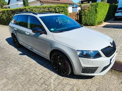 Grau Gebraucht 2016 Skoda Octavia RS Kombi | 17.900 € (Fairer Preis)