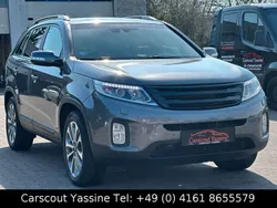 Grau Gebraucht 2014 Kia Sorento Spirit SUV | 11.490 € (Fairer Preis)