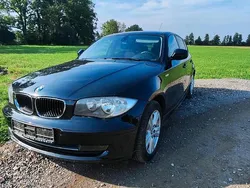 Schwarz Gebraucht 2011 BMW 116 Kleinwagen | 5.200 € (Fairer Preis)