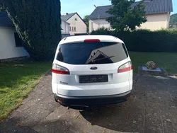 Weiß Gebraucht 2008 Ford S-MAX Ambiente Van / Kleinbus | 2.500 € (Etwas zu teuer)