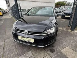 Schwarz Gebraucht 2015 VW Golf VII Highline Kombi | 8.400 € (Guter Preis)