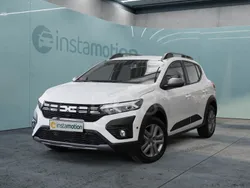 Weiß Gebraucht 2023 Dacia Sandero Expression Kleinwagen | 18.970 € (Etwas zu teuer)