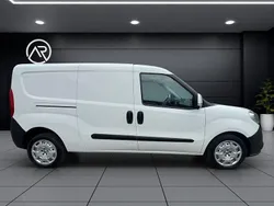 Weiß Gebraucht 2017 Fiat Doblò Van / Kleinbus | 6.950 € (Etwas zu teuer)