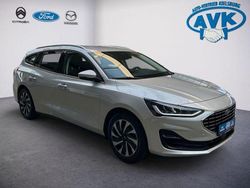 Silber Gebraucht 2024 Ford Focus Titanium Limousine | 26.990 € (Fairer Preis)
