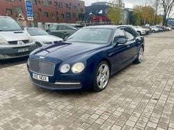 Blau Gebraucht 2014 Bentley Flying Spur Limousine | 75.000 € (Fairer Preis)