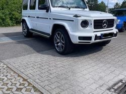Weiß Gebraucht 2020 Mercedes G350 AMG line SUV | 117.000 €