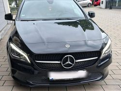 Schwarz Gebraucht 2018 Mercedes CLA220 Shooting Brake Kombi | 17.499 € (Fairer Preis)