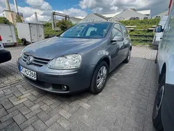 Grau Gebraucht 2007 VW Golf V Edition Limousine | 2.500 € (Fairer Preis)
