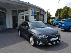 Grau Gebraucht 2022 Audi A3 Advanced Limousine | 21.980 € (Fairer Preis)