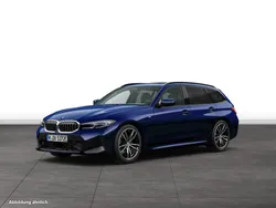 Blau Gebraucht 2024 BMW 330e Kombi | 51.820 €
