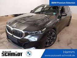 Sophistograu brillanteffekt Gebraucht 2025 BMW 540 M Sport Kombi | 67.890 € (Guter Preis)