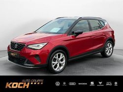 "desire" rot Gebraucht 2023 Seat Arona FR SUV | 17.460 € (Fairer Preis)