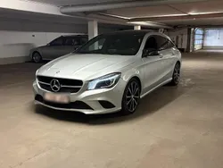 Silber Gebraucht 2015 Mercedes CLA200 Shooting Brake Kombi | 8.250 € (Superpreis)