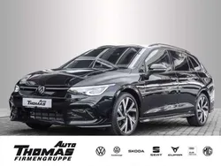 Deep black perleffekt Gebraucht 2024 VW Golf VIII R-line Kombi | 29.289 € (Guter Preis)