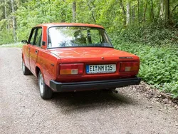 Rot Gebraucht 1991 Lada Nova Limousine | 6.700 €