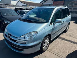 Grau Gebraucht 2003 Peugeot 807 Platinum Van / Kleinbus | 990 €