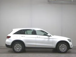 Weiss Gebraucht 2022 Mercedes GLC300 SUV | 23.990 € (Superpreis)