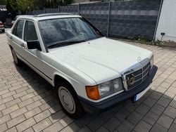 Weiß Gebraucht 1983 Mercedes 190 Limousine | 6.750 €