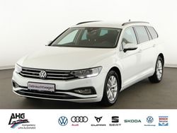 Weiß Gebraucht 2021 VW Passat Business Kombi | 25.503 € (Fairer Preis)