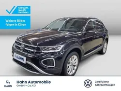Deep black perleffekt Gebraucht 2024 VW T-Roc Style SUV | 29.930 € (Fairer Preis)