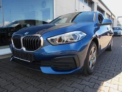 Blau Gebraucht 2022 BMW 118 Kleinwagen | 18.800 € (Guter Preis)