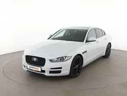 Weiß Gebraucht 2018 Jaguar XE Portfolio Limousine | 19.790 € (Fairer Preis)