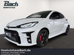 Platinum weiß perleffekt Neu 2024 Toyota Yaris Edition Kleinwagen | 43.980 € (Etwas zu teuer)