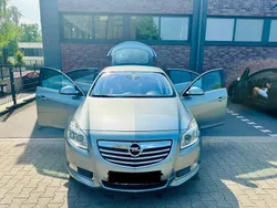 Grau Gebraucht 2011 Opel Insignia Limousine | 5.999 € (Etwas zu teuer)