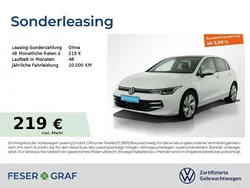 Weiß Gebraucht 2024 VW Golf VIII Life Limousine | 23.450 € (Fairer Preis)
