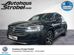 Deep black perleffekt Gebraucht 2018 VW Touareg R-line SUV | 44.990 €