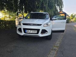 Weiß Gebraucht 2014 Ford Kuga SUV | 11.000 € (Fairer Preis)