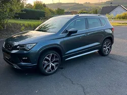Grau Gebraucht 2020 Seat Ateca 4Drive SUV | 25.700 € (Fairer Preis)