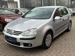 Silber Gebraucht 2004 VW Golf V Trendline Limousine | 3.250 € (Fairer Preis)