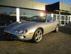 Silber Gebraucht 2000 Jaguar XK8 Coupé | 18.850 €