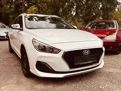 Weiß Gebraucht 2019 Hyundai i30 Kombi | 12.800 € (Superpreis)