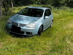 Andere farben Gebraucht 2008 VW Golf V Kleinwagen | 3.750 €