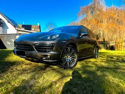 Braun Gebraucht 2014 Porsche Cayenne Turbo SUV | 25.499 €