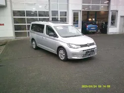Reflexsilber metallic Gebraucht 2022 VW Caddy Maxi Basis Van / Kleinbus | 37.950 € (Teuer)