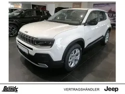 Snow white (metallic) Neu 2025 Jeep Avenger Altitude SUV | 26.985 € (Fairer Preis)