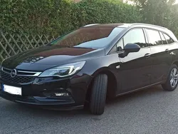 Schwarz Gebraucht 2017 Opel Astra Active Kombi | 9.000 € (Fairer Preis)