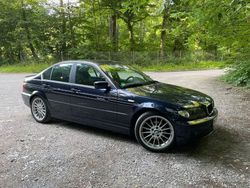 Blau Gebraucht 2003 BMW 320 Exclusive Limousine | 6.499 €