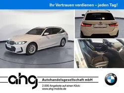 Weiß Gebraucht 2023 BMW 320 M Sport Kombi | 37.990 € (Fairer Preis)