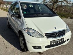 Weiß Gebraucht 2004 Mercedes A180 Avantgarde Van / Kleinbus | 3.350 € (Fairer Preis)